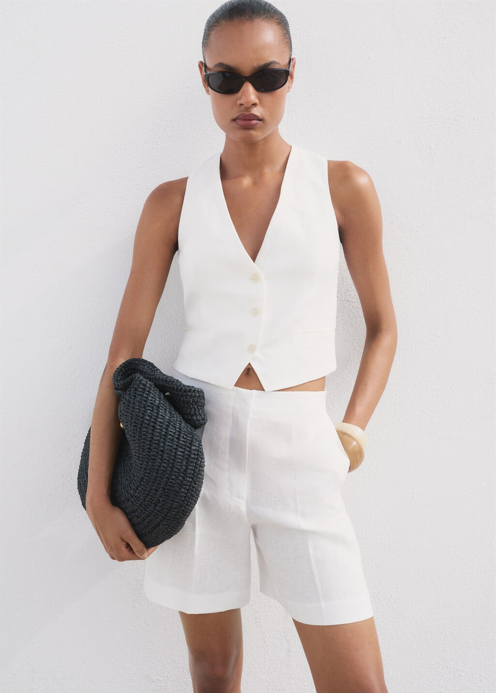 Прямые шорты изо льна со средней посадкой