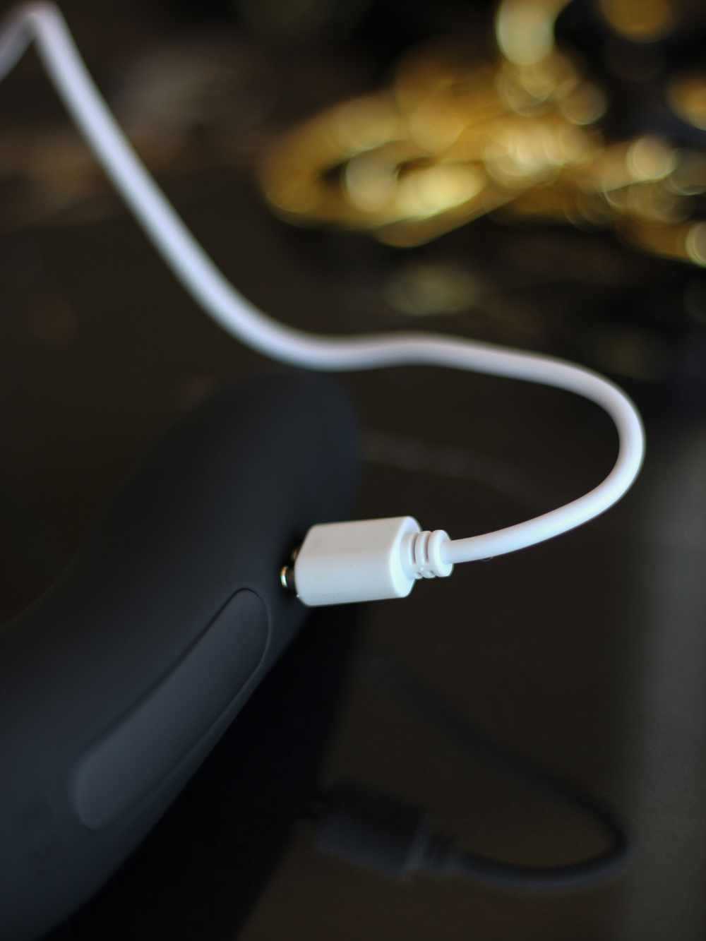 Вакуумный стимулятор клитора Curvy 23117LS