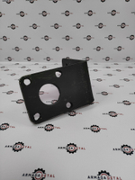 Кронштейн крыла 3CX (правый, уголок) | 331/31148 | Аналог