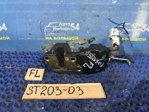 Замок двери передней левой TOYOTA CORONA EXIV 1996