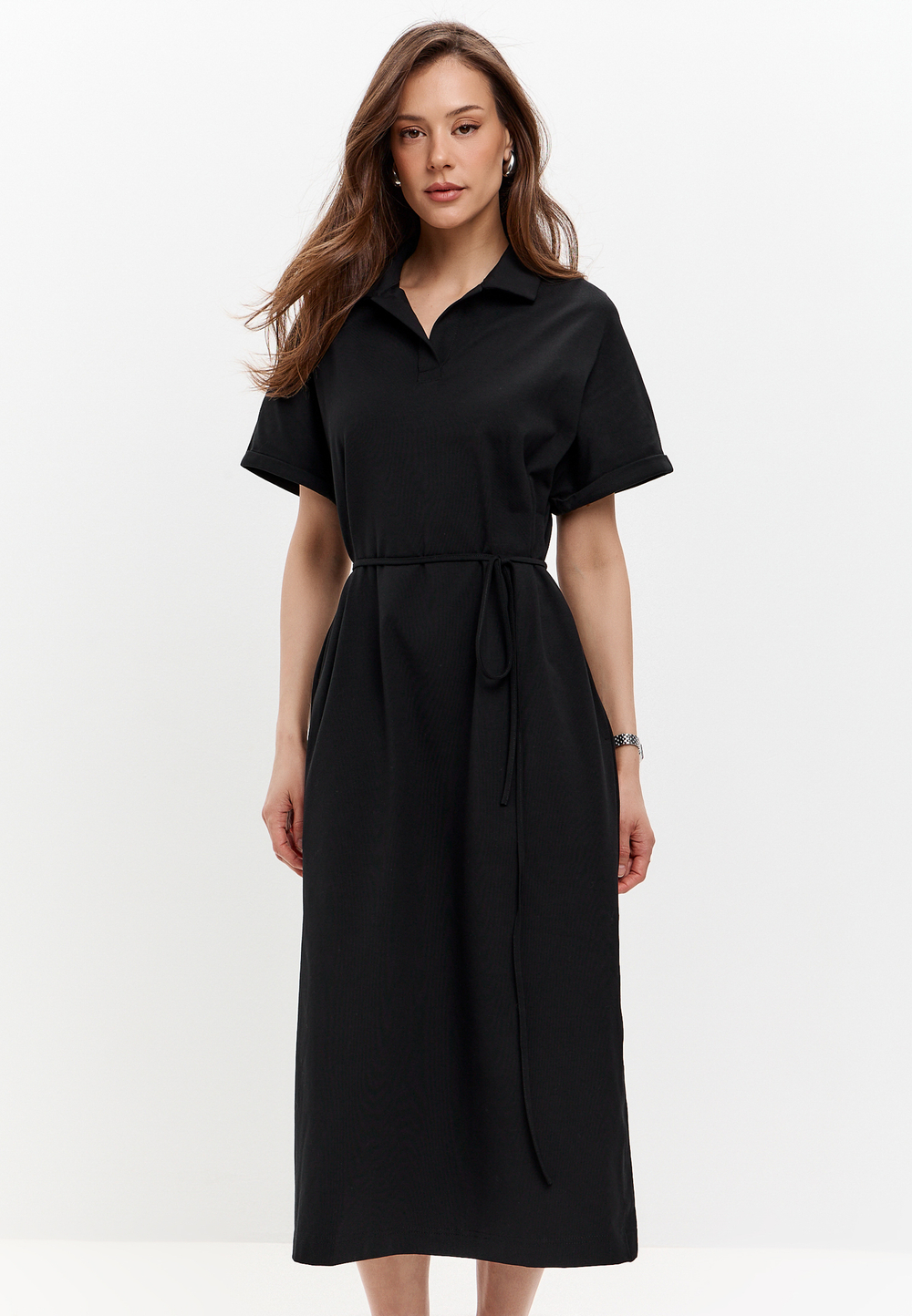 Платье прямого силуэта