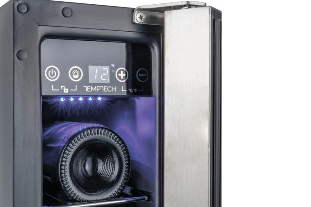 Винный шкаф монотемпературный Temptech WPQ15SCB