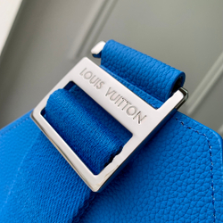 Louis Vuitton Takeoff Slingbag