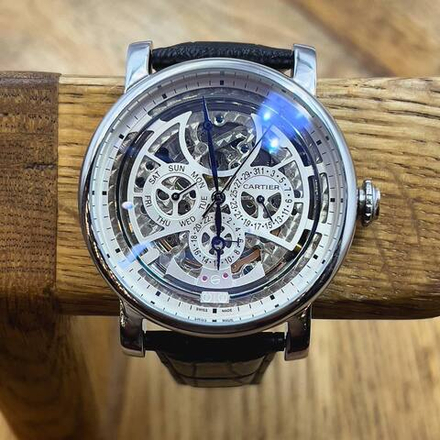 Часы Cartier