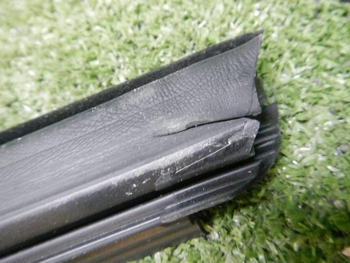 Накладка двери передняя левая Mercedes GLE V167 (2018-н.в.)