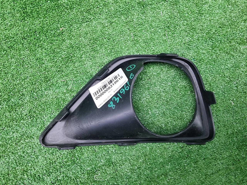 Накладка ПТФ правая BMW X2 F39 (2017-2023)