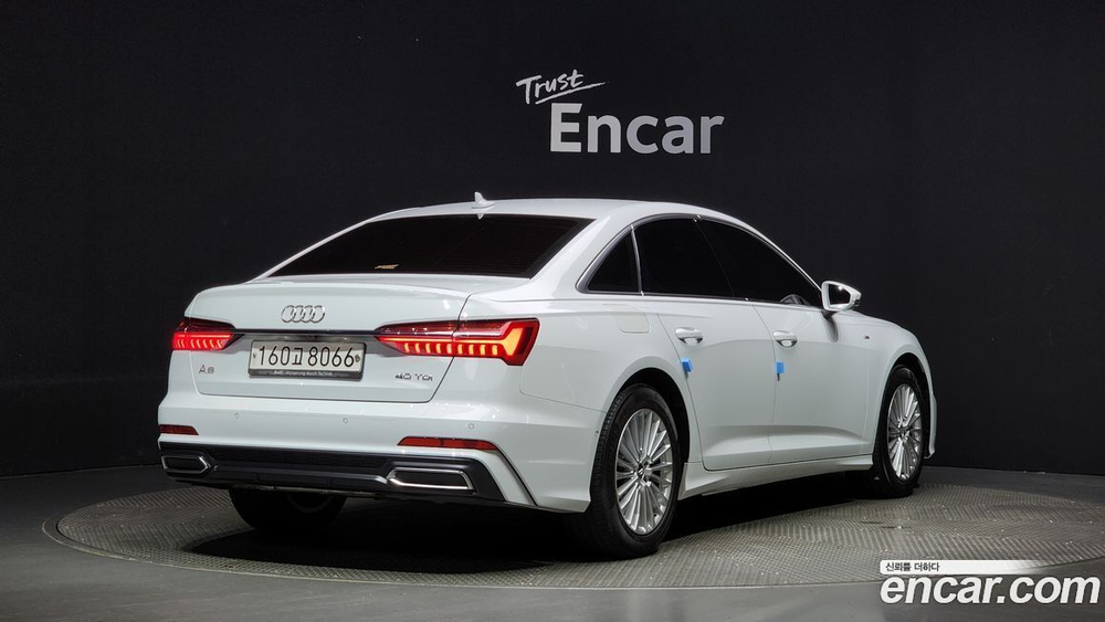 Audi A6 (C8) 40 TDI Premium (01.2020)