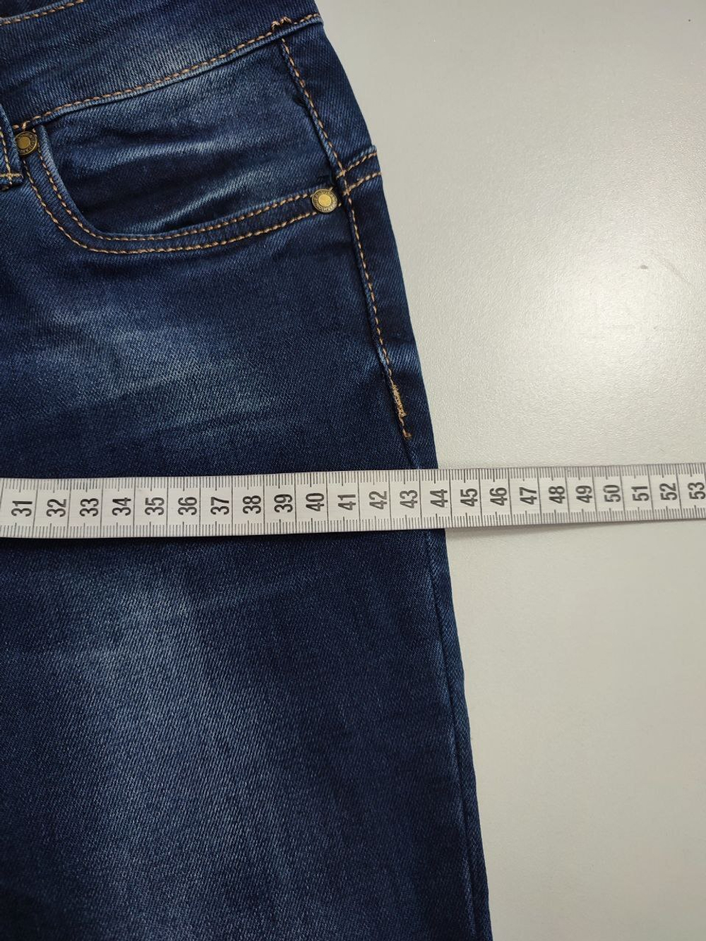 Джинсы Blinluck с потертостями 42 размер