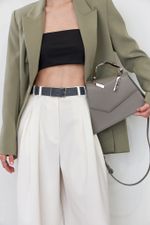 БАЗОВЫЙ РЕМЕНЬ С ПРЯМОУГОЛЬНОЙ ПРЯЖКОЙ GRAPHITE