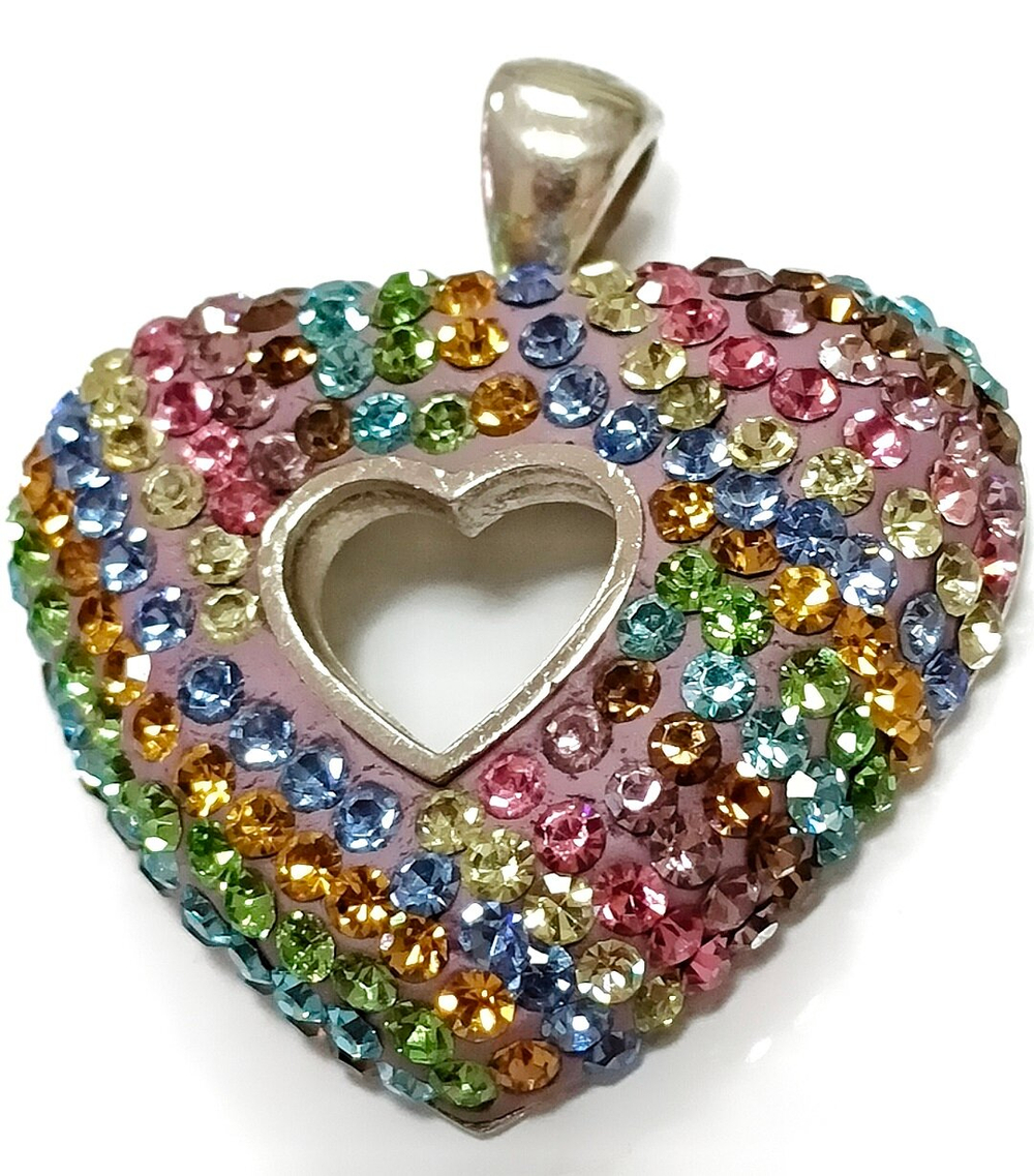 Ювелирная подвеска из серебра