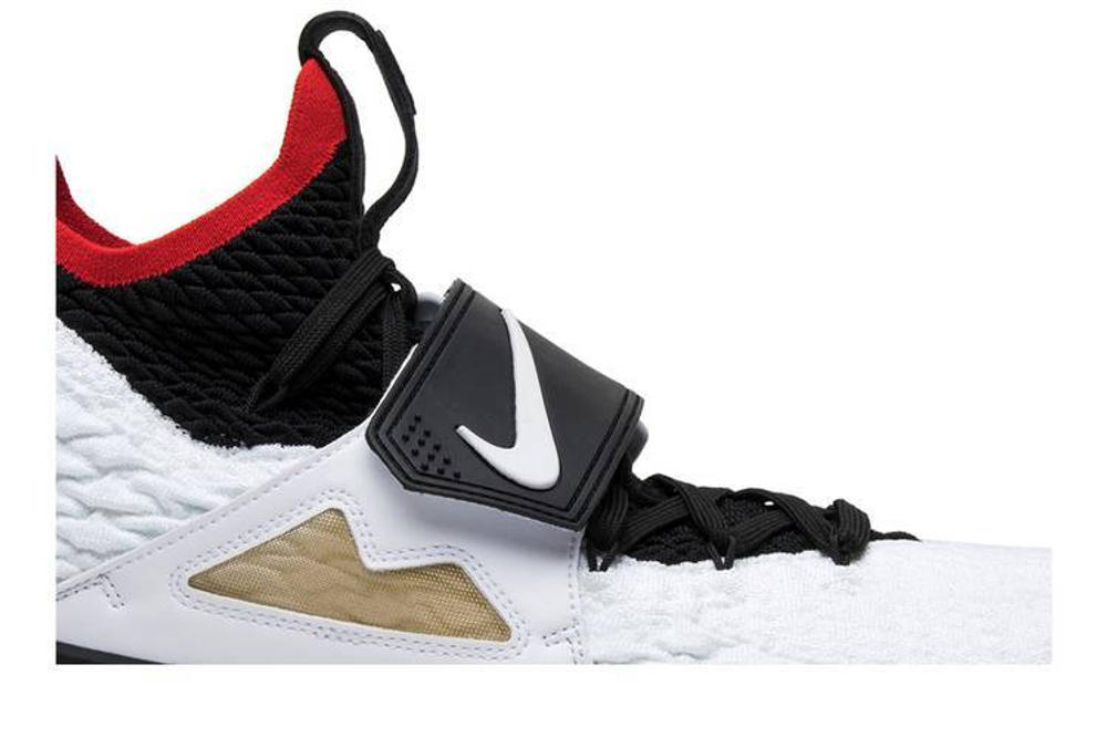 Lebron diamond turf 15 discount