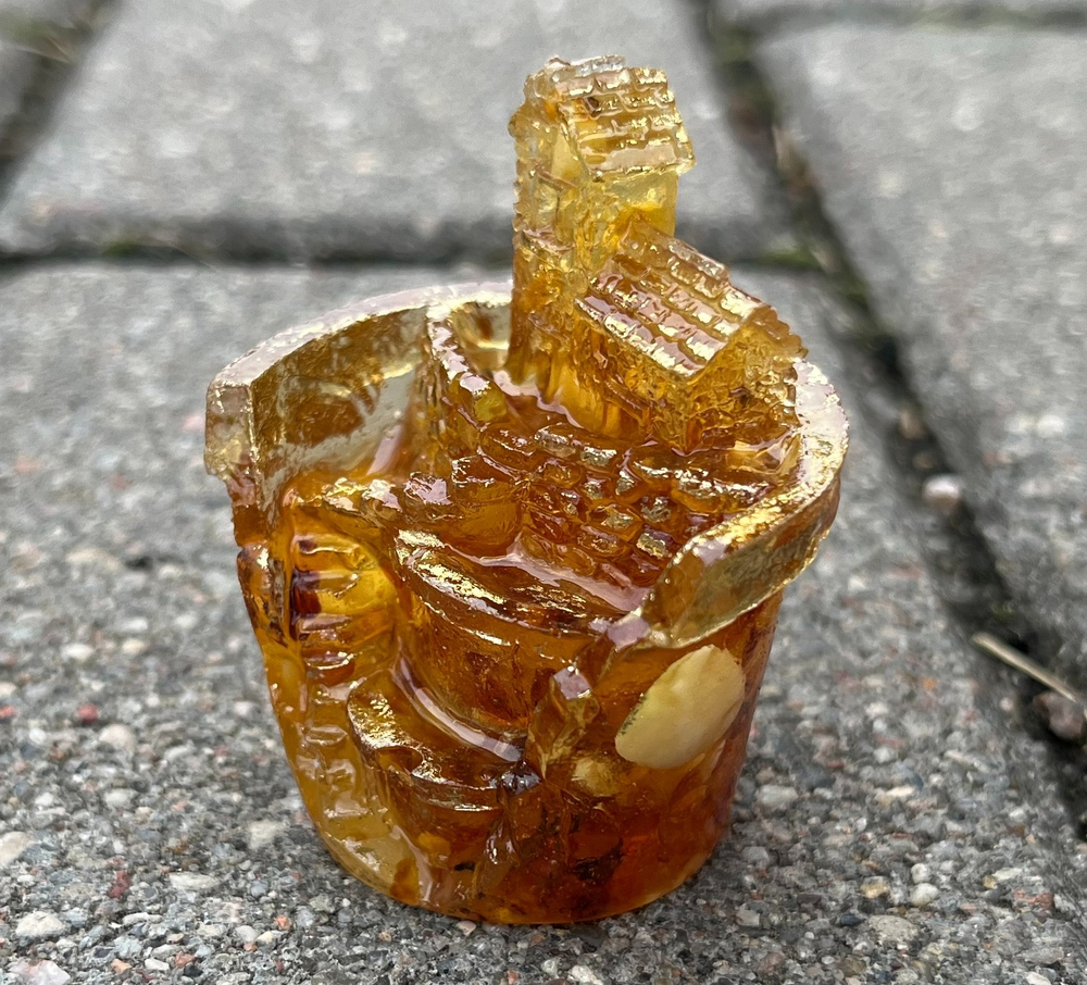 Домик в кашпо