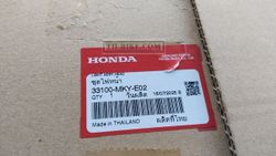 33100-MKY-E02. 33100-MKY-E01. HEADLIGHT ASSY. HONDA. CBR650 24-25-26