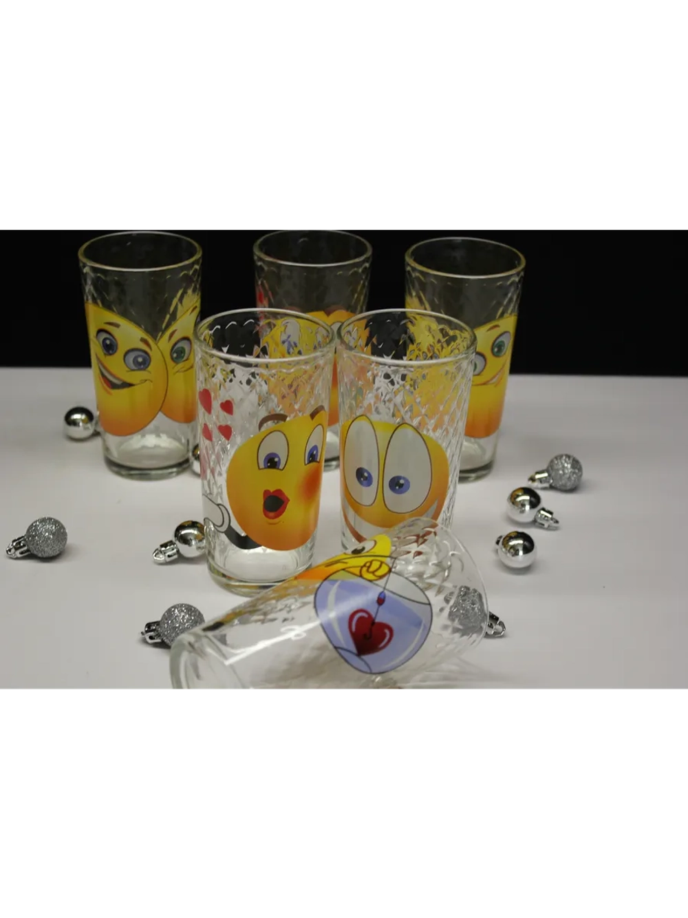 Набор стаканов