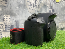 Canon EOS 500D 8.800 кадров