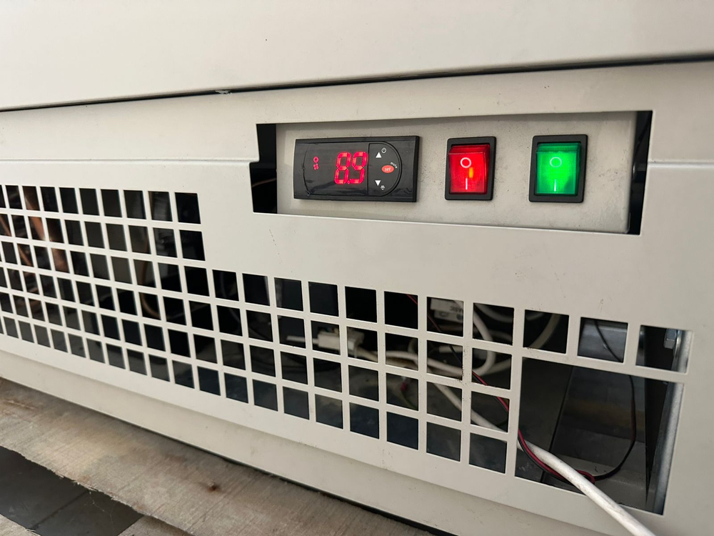 Витрина кондитерская Cryspi ВПС (ADAGIO LX Cube 900)