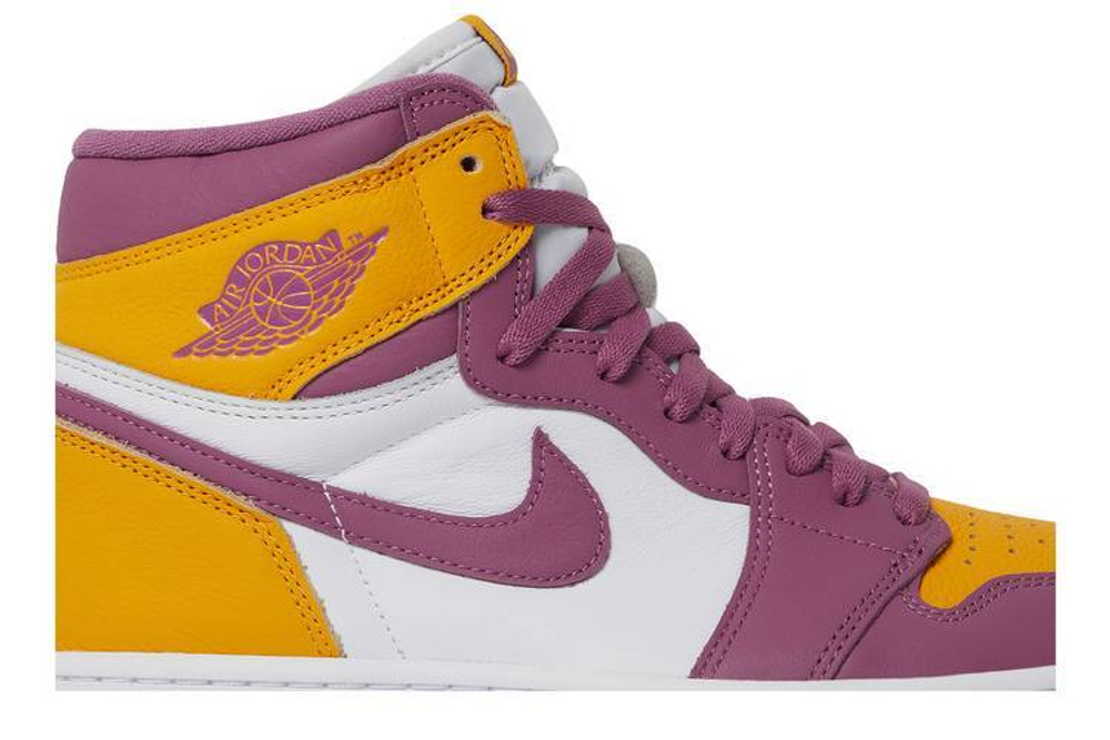 Кроссовки Jordan Air Jordan 1 Retro High Og "University Gold And Light Bordeaux"