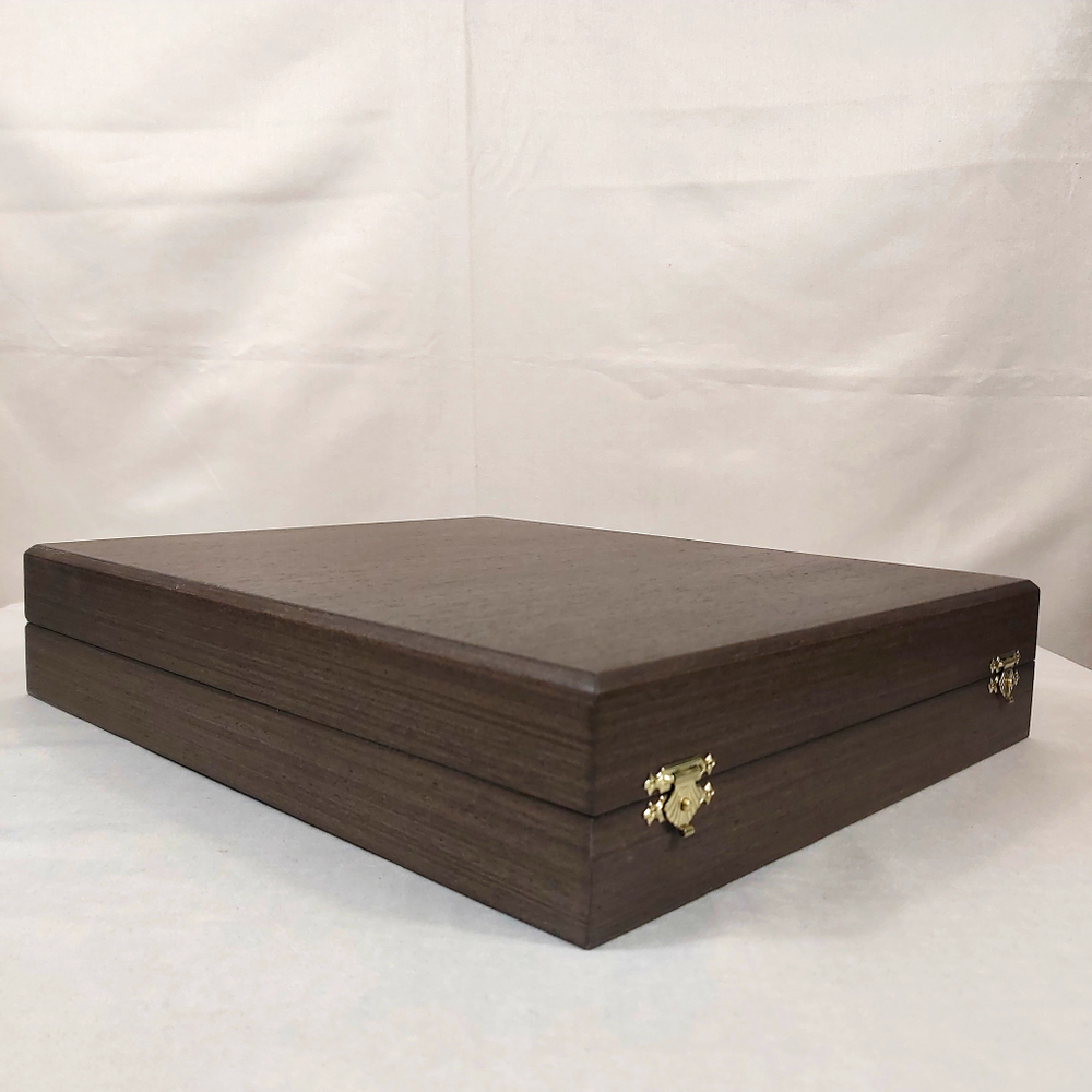 Книга в переплёте из кожи "Великая Россия. 1000 лет истории" в футляре