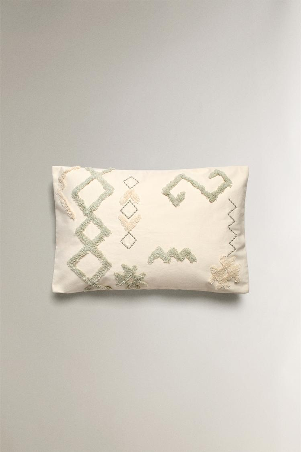 ZARA HOME ЧЕХОЛ ДЛЯ ДЕКОРАТИВНОЙ ПОДУШКИ  С ГЕОМЕТРИЧЕСКИМ УЗОРОМ, СВЕТЛО-БЕЖЕВЫЙ