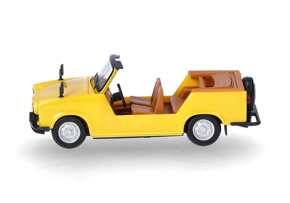 Автомобиль Trabant Kübel, желтый