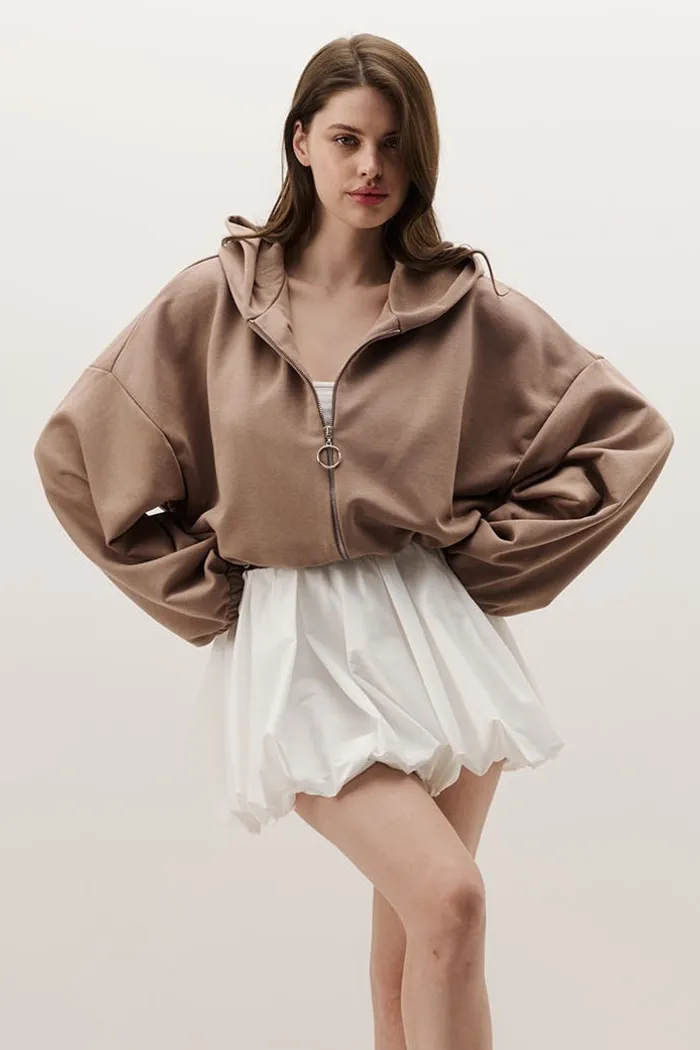 Укороченное худи на молнии цвета капучино