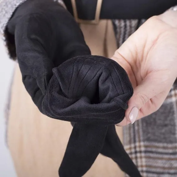 Перчатки женские, безразмерные, с утеплителем, цвет чёрный