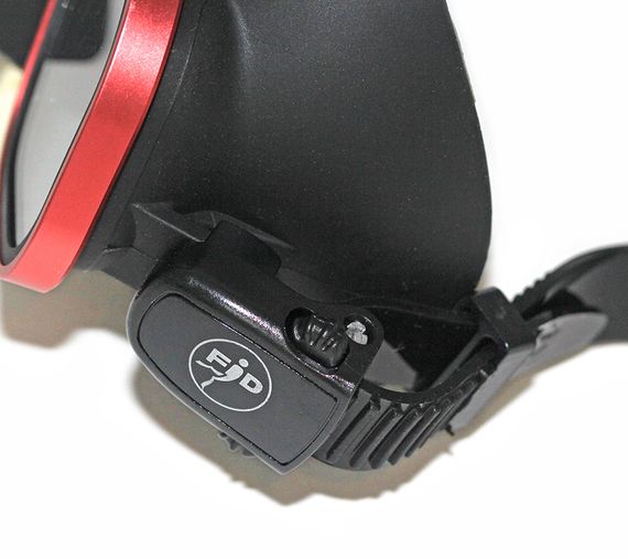 Маска FanDiver F299 с алюминиевой рамкой черный/красный