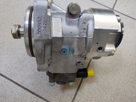 ТНВД (с комплектом деталей для установки взамен ТНВД bosch) 53-70 536.1111006-20