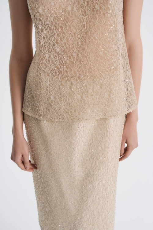 Топ с вышивкой