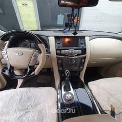 Окрас панелей в Черный лак Infiniti QX56 QX80