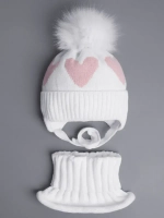 Шапка детская зимняя и манишка