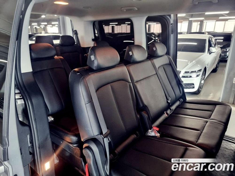 Hyundai Staria Tourer 11-и местный (09.2022)