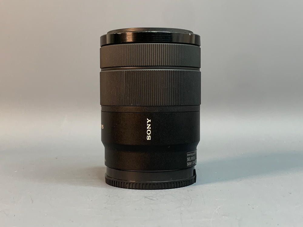 Sony E 18-135mm F3.5-5.6 OSS