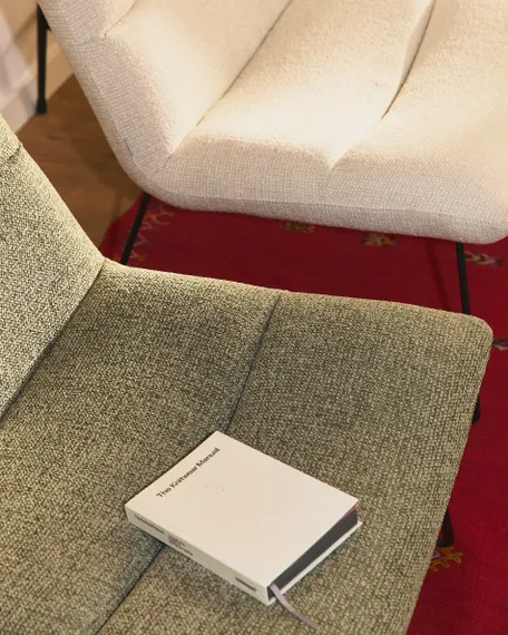 Лаунж-кресло Asen, зеленый шенилл, черные ножки