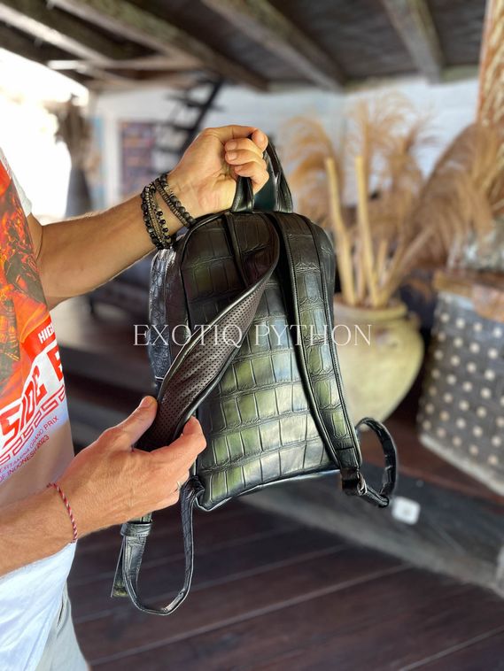 Мужской рюкзак из кожи крокодила BG-480