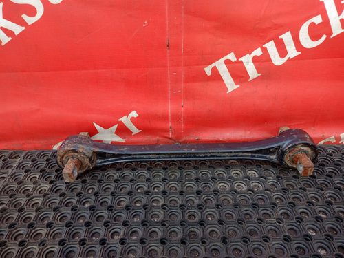 Тяга реактивная задняя