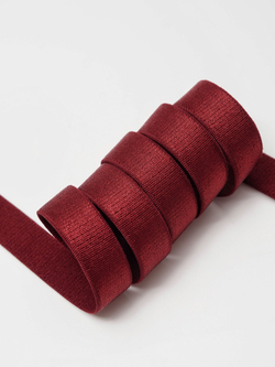 Резинка бретелечная бордовая глянцевая ширина 15 мм