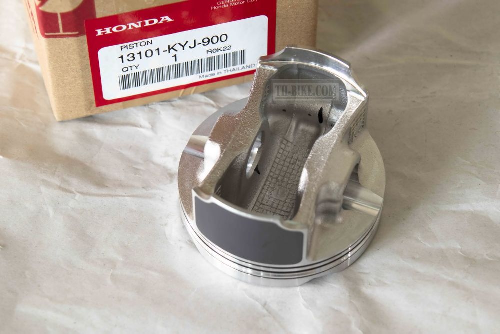13101-KYJ-900. PISTON (STD.)