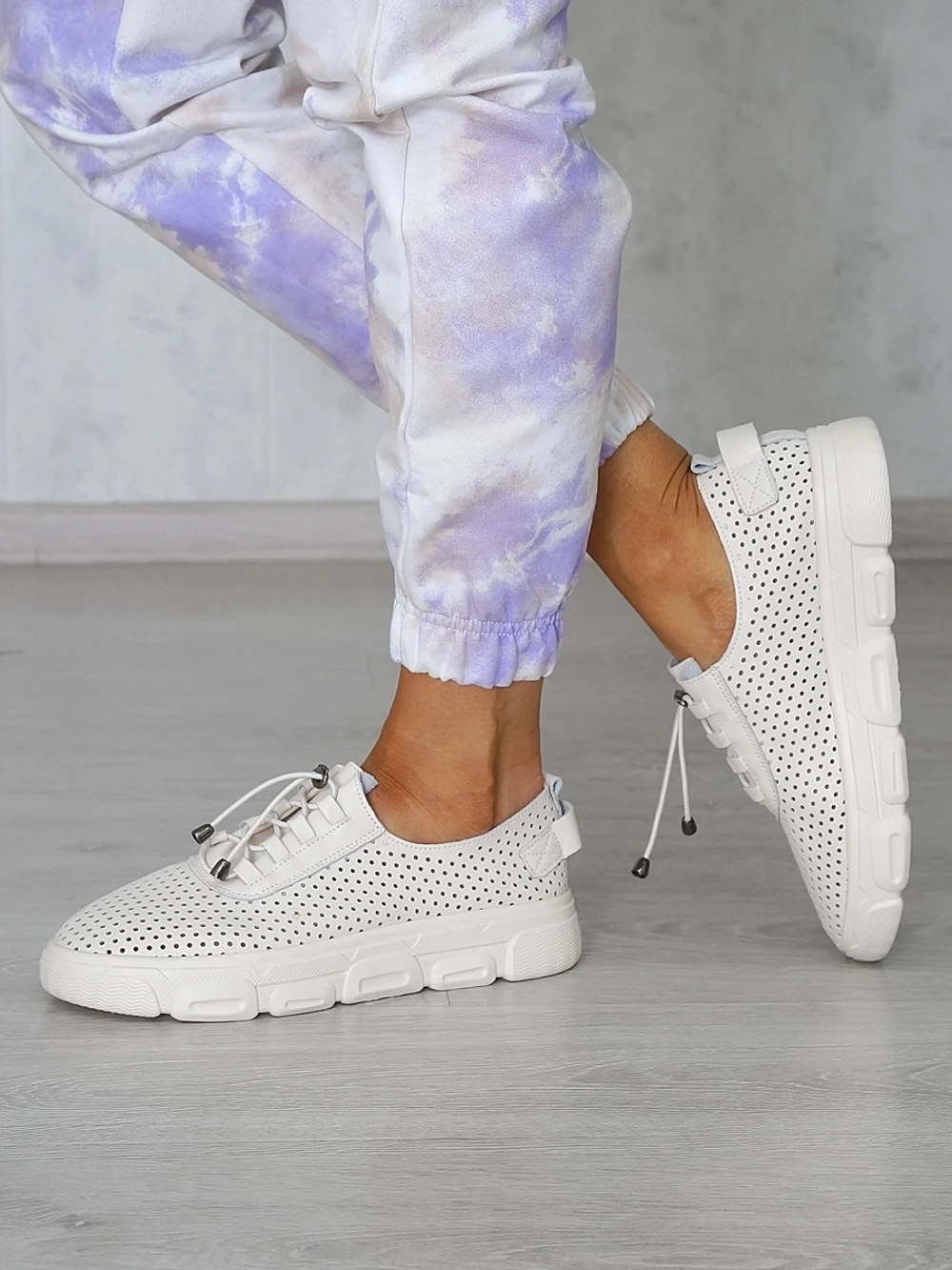 Кроссовки женские летние натуральная кожа