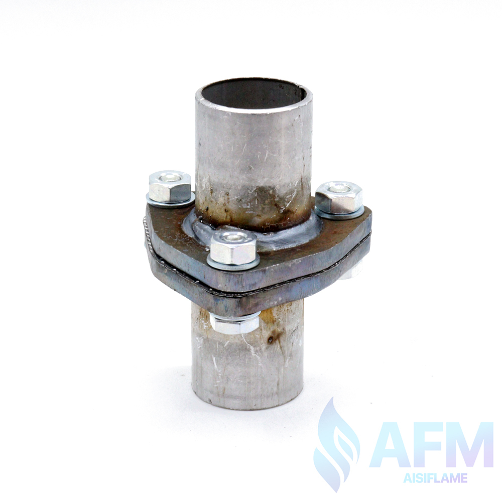 Фланец соединение с прокладкой на болтах (треугольное) с выходами труб