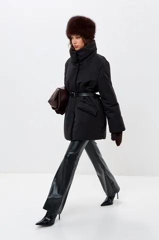 Куртка зимняя на поясе Фрости черного цвета