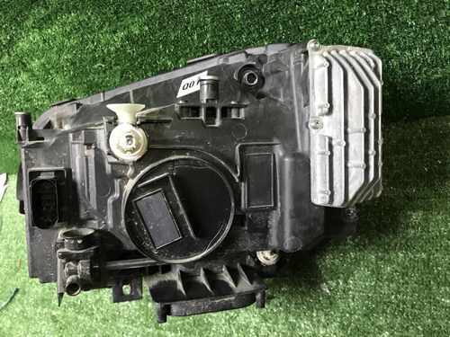 Фара правая Mercedes GLB X247 (2019-2023) LED