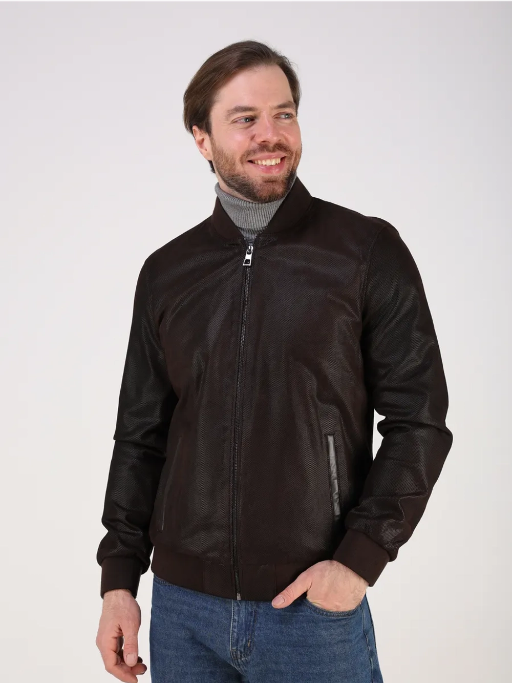 Кожаная куртка демисезонная замшевая бомбер под джинсы