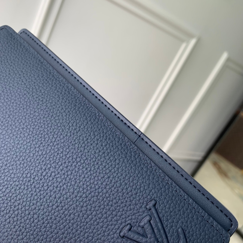 Louis Vuitton Brazza Wallet