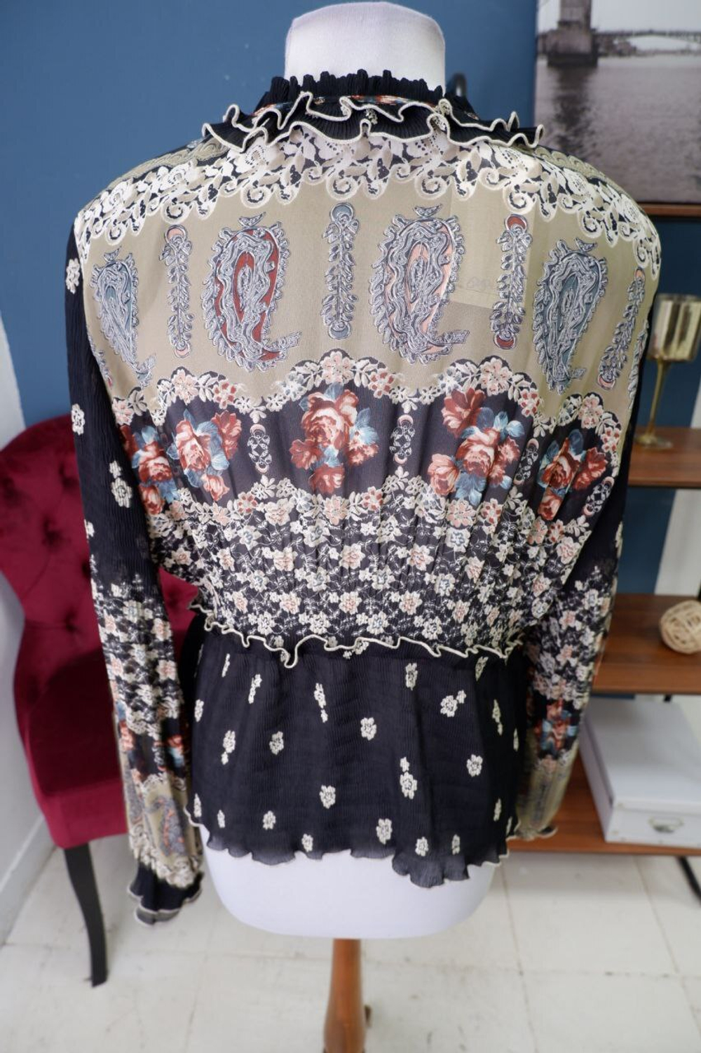 Блуза Menare с принтом 46 размер