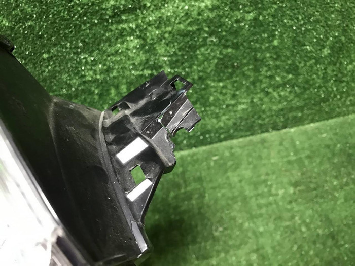 Фонарь левый внешний Toyota RAV4 5 XA50 (18-нв)