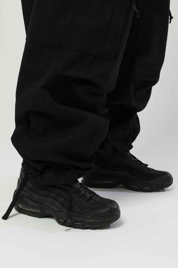 Штаны Quadro Cargo Superwide черные - фото 7