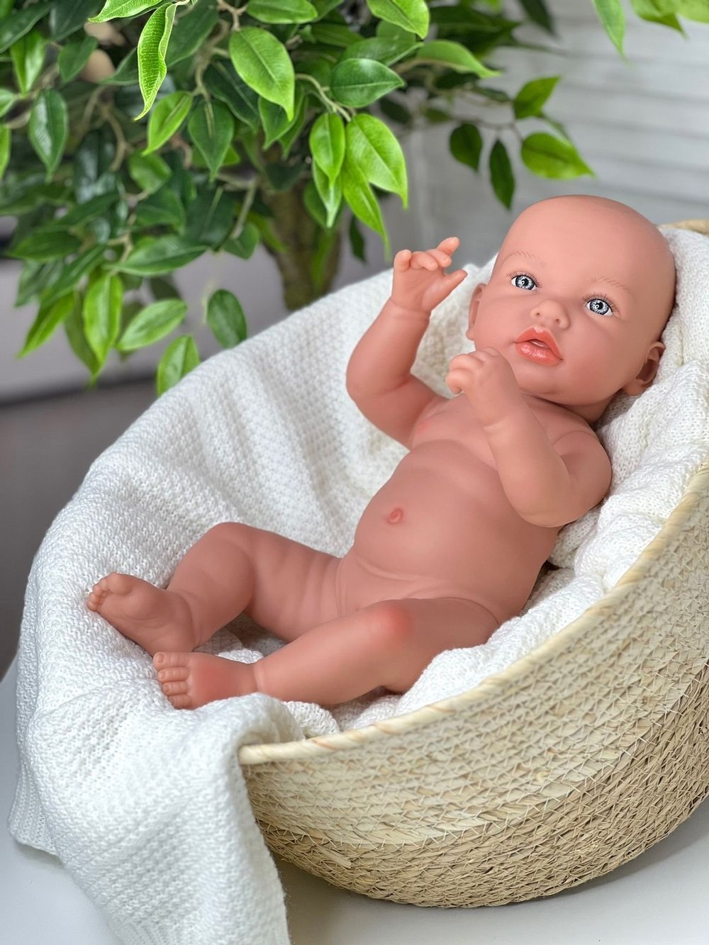 Кукла Marina and Pau 45cм Luka виниловая (M1635K)