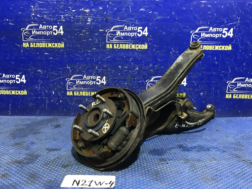 Ступица задняя левая MITSUBISHI RVR 1995