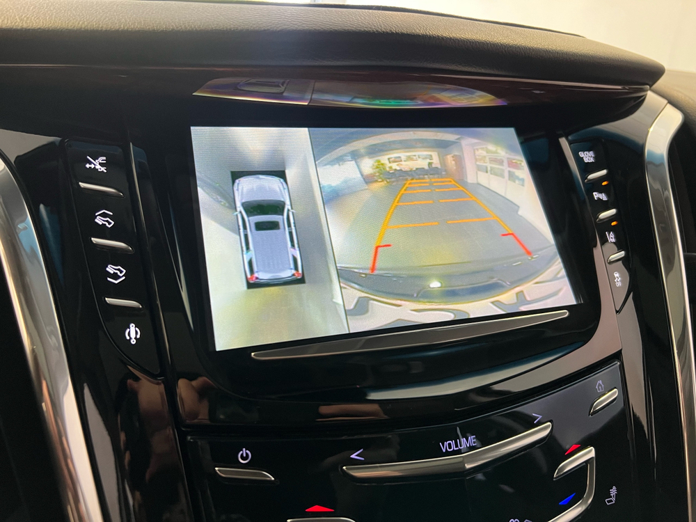 Cadillac Escalade, 2015 год